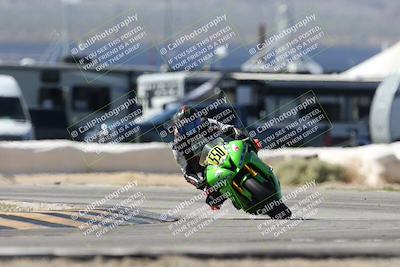 media/Oct-05-2025-CVMA (Sun) [[beeef4f201]]/Race 5-Amateur Supersport Open (Holeshot)/